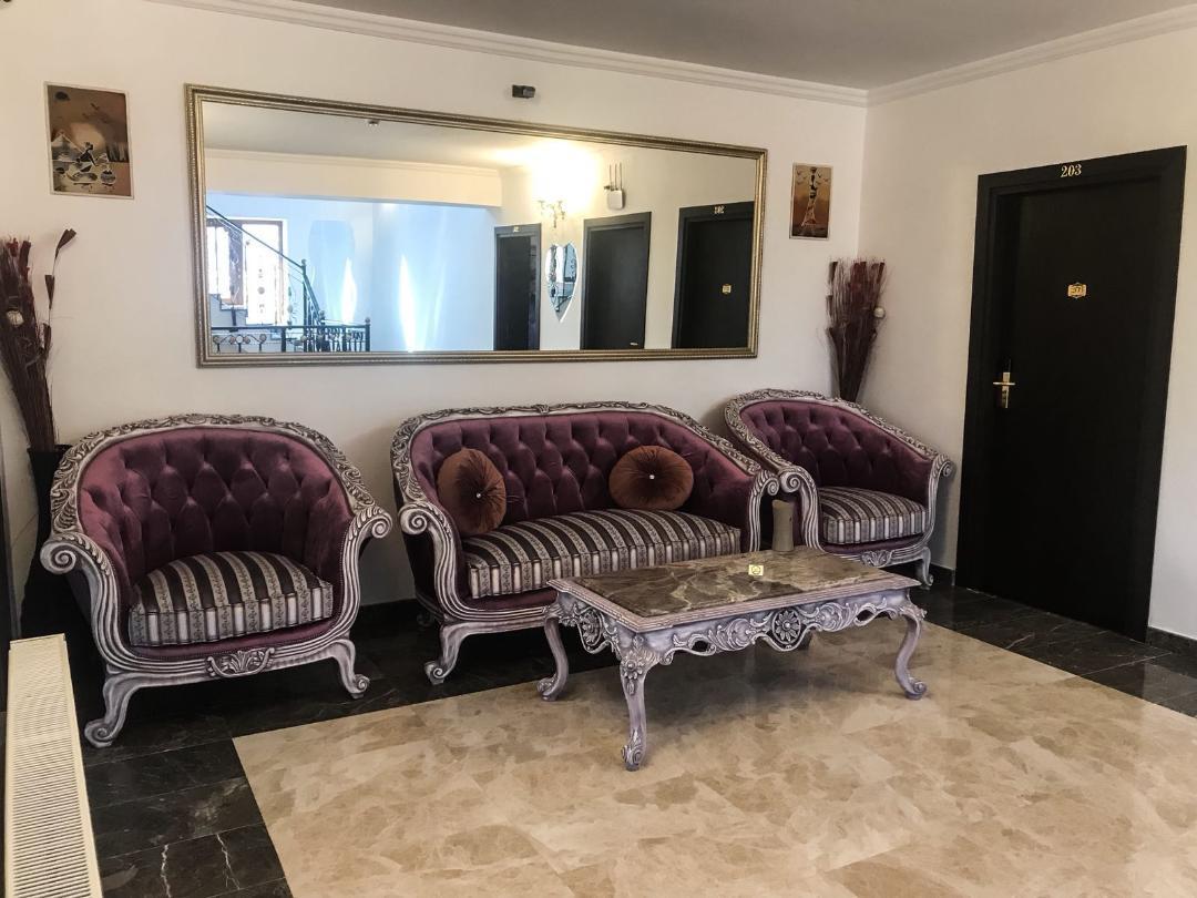 Hotel Geani à Năvodari Extérieur photo